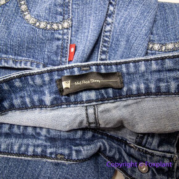 Levi's 100% cotton straight‎ jeans, women size W33 L 30. - Picture 16 of 16